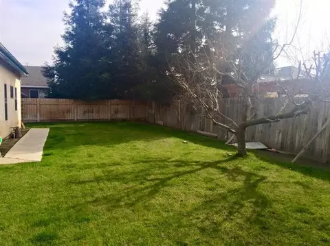 1872 Indianapolis Ave, Clovis, CA 93611 photo 9