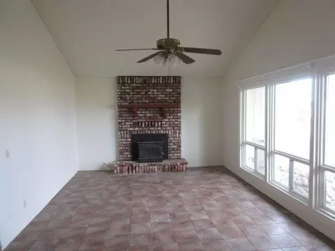 36768 Blanca Ave, Madera, CA 93636 photo 2