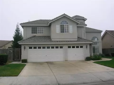 3446 Cambria Ave, Madera, CA 93637 photo 2