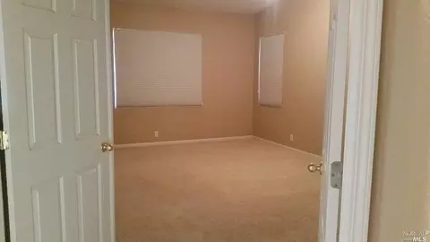 625 Ivy Loop, Winters, CA 95694 photo 12