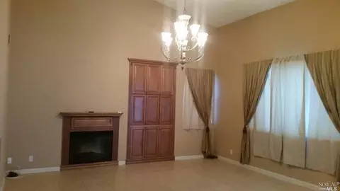 625 Ivy Loop, Winters, CA 95694 photo 7