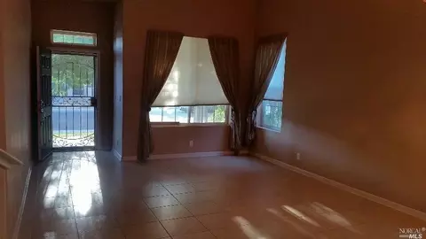 625 Ivy Loop, Winters, CA 95694 photo 8