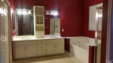 625 Ivy Loop, Winters, CA 95694 photo 9