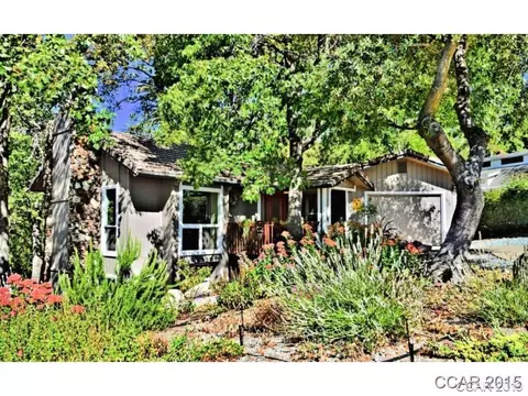 858 Sandalwood Dr, Murphys, CA 95247 photo 1