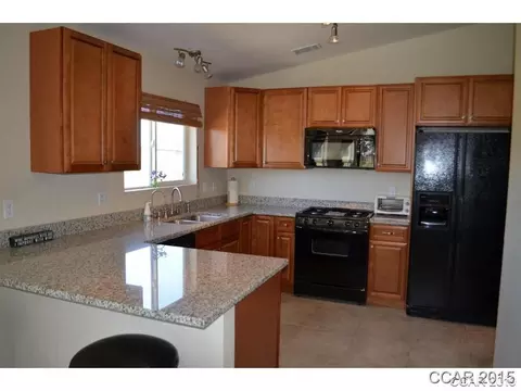 2040 Quail Hill Rd, Copperopolis, CA 95228 photo 3