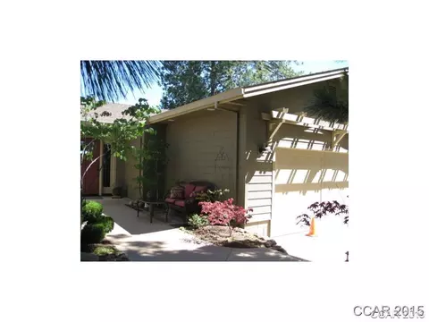 1077 Sandalwood Dr, Murphys, CA 95247 photo 1