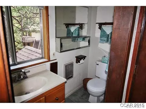 2028 Jerrilyn Dr, Arnold, CA 95223 photo 8