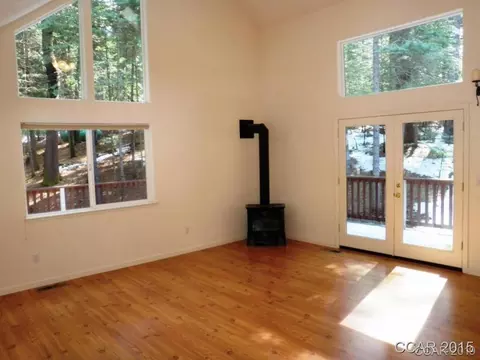134 Meadowview Ct, Arnold, CA 95223 photo 4