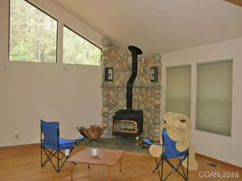 2086 Camanche Dr, Arnold, CA 95223 photo 4