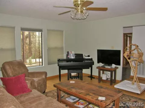 2086 Camanche Dr, Arnold, CA 95223 photo 2