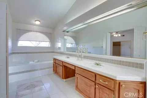 2420 Foxglove Way, Madera, CA 93637 photo 35