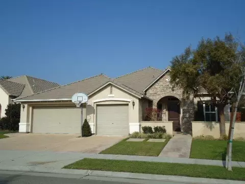 1865 Lester Ave, Clovis, CA 93619 photo 1