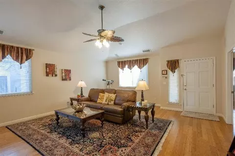 2333 Sierra Madre Ave, Clovis, CA 93611 photo 4