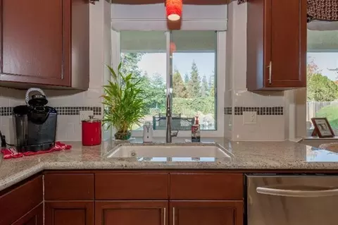 2333 Sierra Madre Ave, Clovis, CA 93611 photo 9