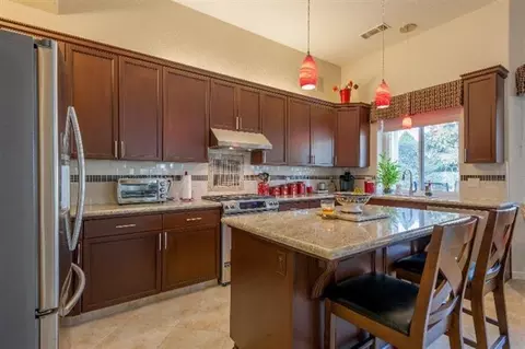 2333 Sierra Madre Ave, Clovis, CA 93611 photo 7