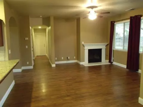 1143 N Applegate Ave, Clovis, CA 93611 photo 9