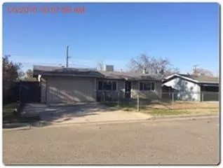 932 Cole Ave, Clovis, CA 93612 photo 1