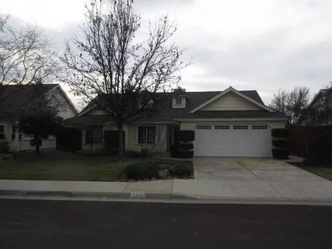 2174 Spruce Ave, Clovis, CA 93611 photo 1