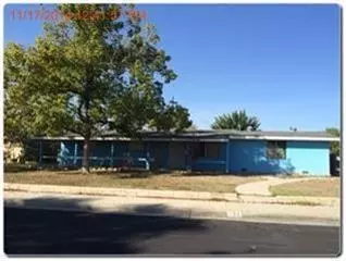 135 San Gabriel Ave, Clovis, CA 93612 photo 1