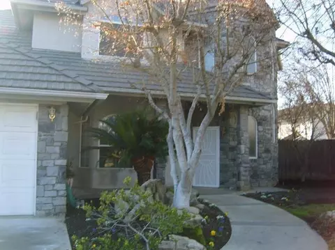 3298 Magnolia Ave, Clovis, CA 93611 photo 1