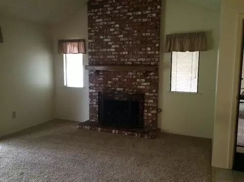 1006 Pinewood Ct, Madera, CA 93637 photo 9