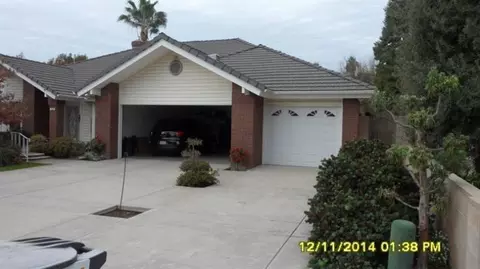 428 E Lacrosse Ave, Fowler, CA 93625 photo 2