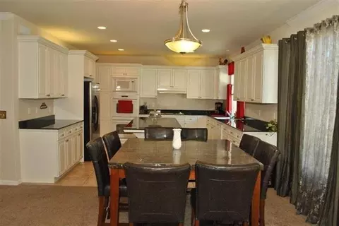 2432 Filbert Ave, Clovis, CA 93611 photo 4
