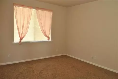2432 Filbert Ave, Clovis, CA 93611 photo 8