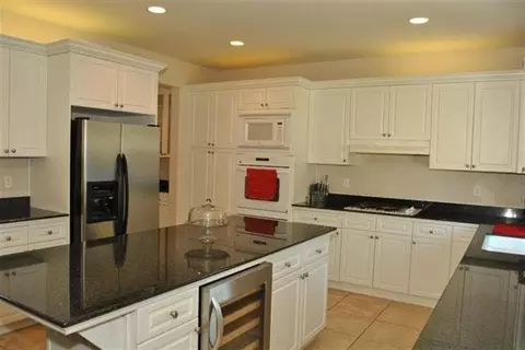 2432 Filbert Ave, Clovis, CA 93611 photo 2