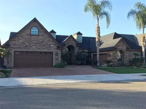332 W Everglade Ave, Clovis, CA 93619 photo 1