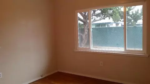 2977 E Ashlan Ave, Fresno, CA 93726 photo 8