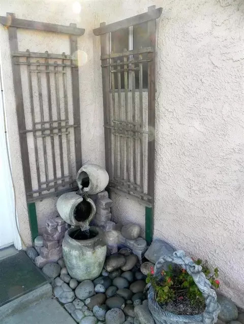 404 N Granada Dr, Madera, CA 93637 photo 4