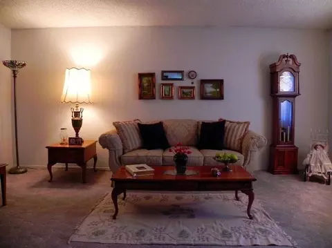 404 N Granada Dr, Madera, CA 93637 photo 6