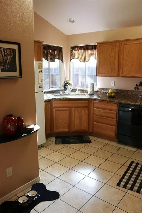 2630 Alamos Ave, Clovis, CA 93611 photo 6