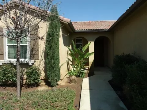 3287 Bellaire Ave, Clovis, CA 93619 photo 2
