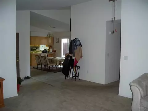 1273 Carmen Ave, Madera, CA 93638 photo 3