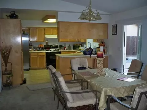 1273 Carmen Ave, Madera, CA 93638 photo 4