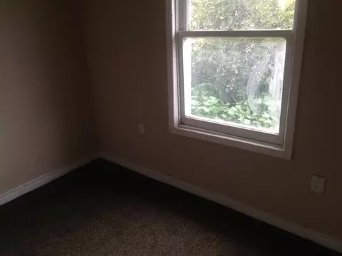 229 E St, Fresno, CA 93706 photo 7
