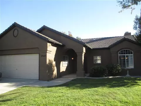 2069 E Ryan Ave, Fresno, CA 93720 photo 1