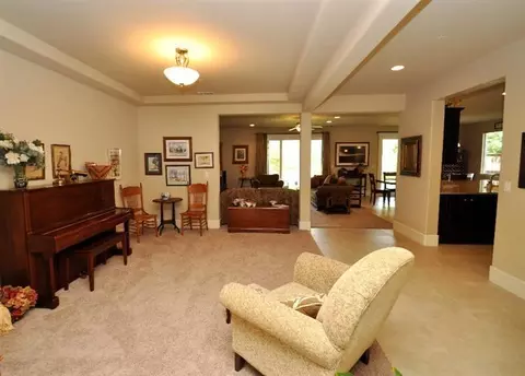 3471 Bloomfield Ln, Clovis, CA 93619 photo 5