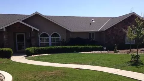 36168 Pauline Ave, Madera, CA 93636 photo 1