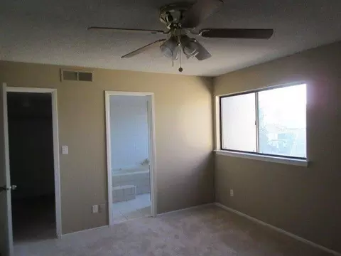 1395 Dakota Ave, Clovis, CA 93612 photo 9