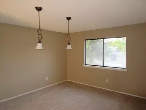 1395 Dakota Ave, Clovis, CA 93612 photo 4