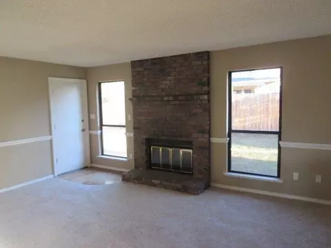 1395 Dakota Ave, Clovis, CA 93612 photo 5