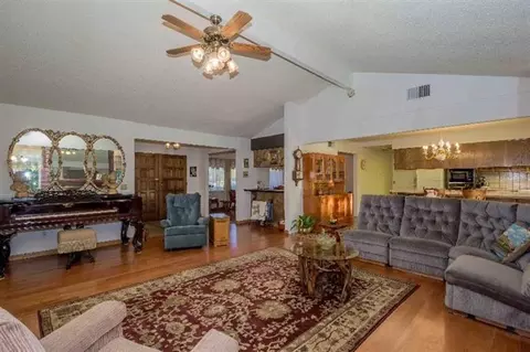 2193 Alamos Ave, Clovis, CA 93611 photo 9