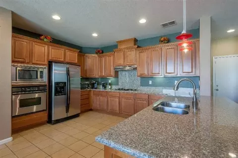 2790 Mary Ave, Sanger, CA 93657 photo 2