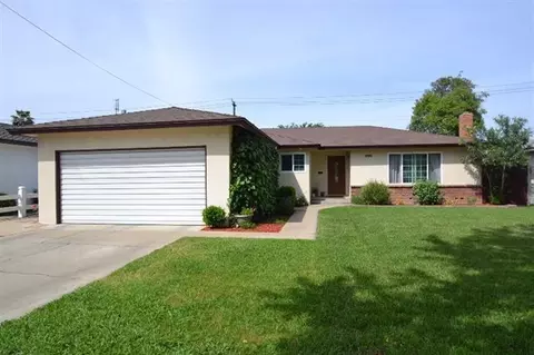2305 E Willis Ave, Fresno, CA 93726 photo 1