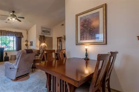 1032 N Burl, Clovis, CA 93611 photo 6