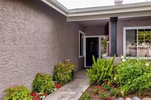 1032 N Burl, Clovis, CA 93611 photo 2