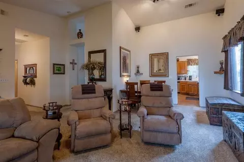 1032 N Burl, Clovis, CA 93611 photo 5